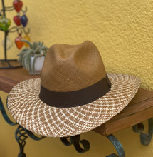Cargar imagen en el visor de la galería, Sombrero Catalán
